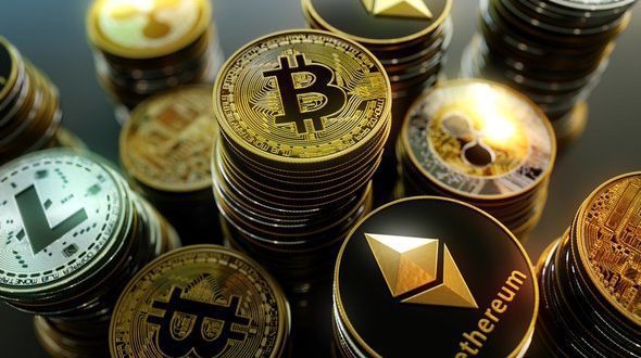 Cryptocurrencies: A Brief & Interesting History (Infographic) - munKNEE.com